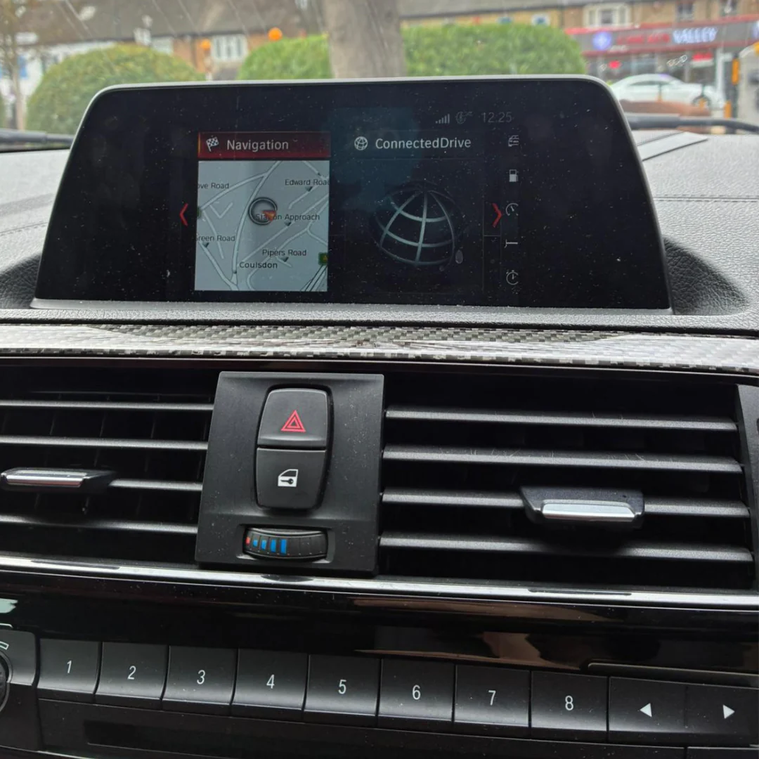 BMW 2 Series EVO Apple CarPlay Android Auto 10.25" Touch Screen - Image 4