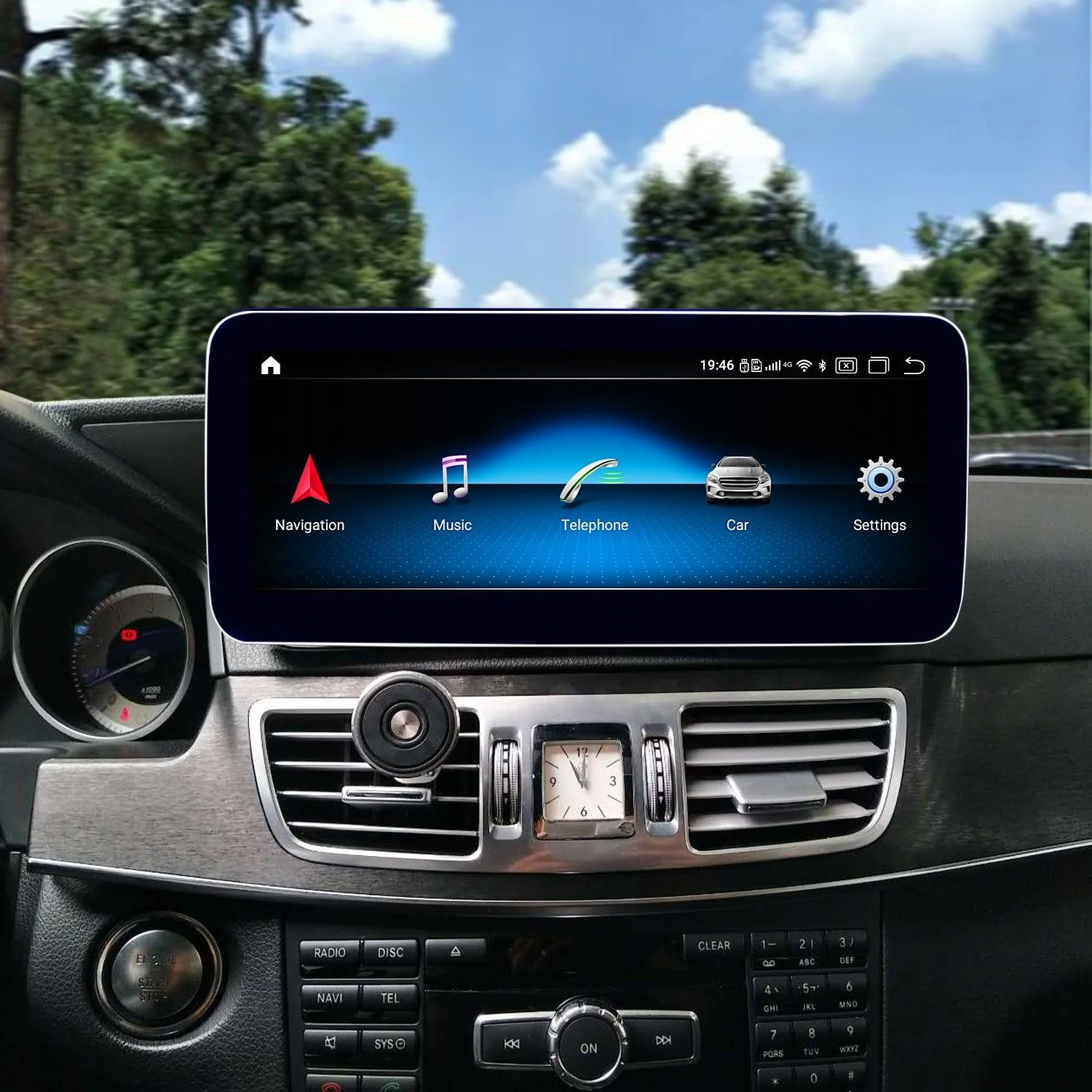Mercedes-Benz E Class W212/S212 (2010-2016) Apple CarPlay Android Auto 10.25" Touch Screen RHD - Image 3