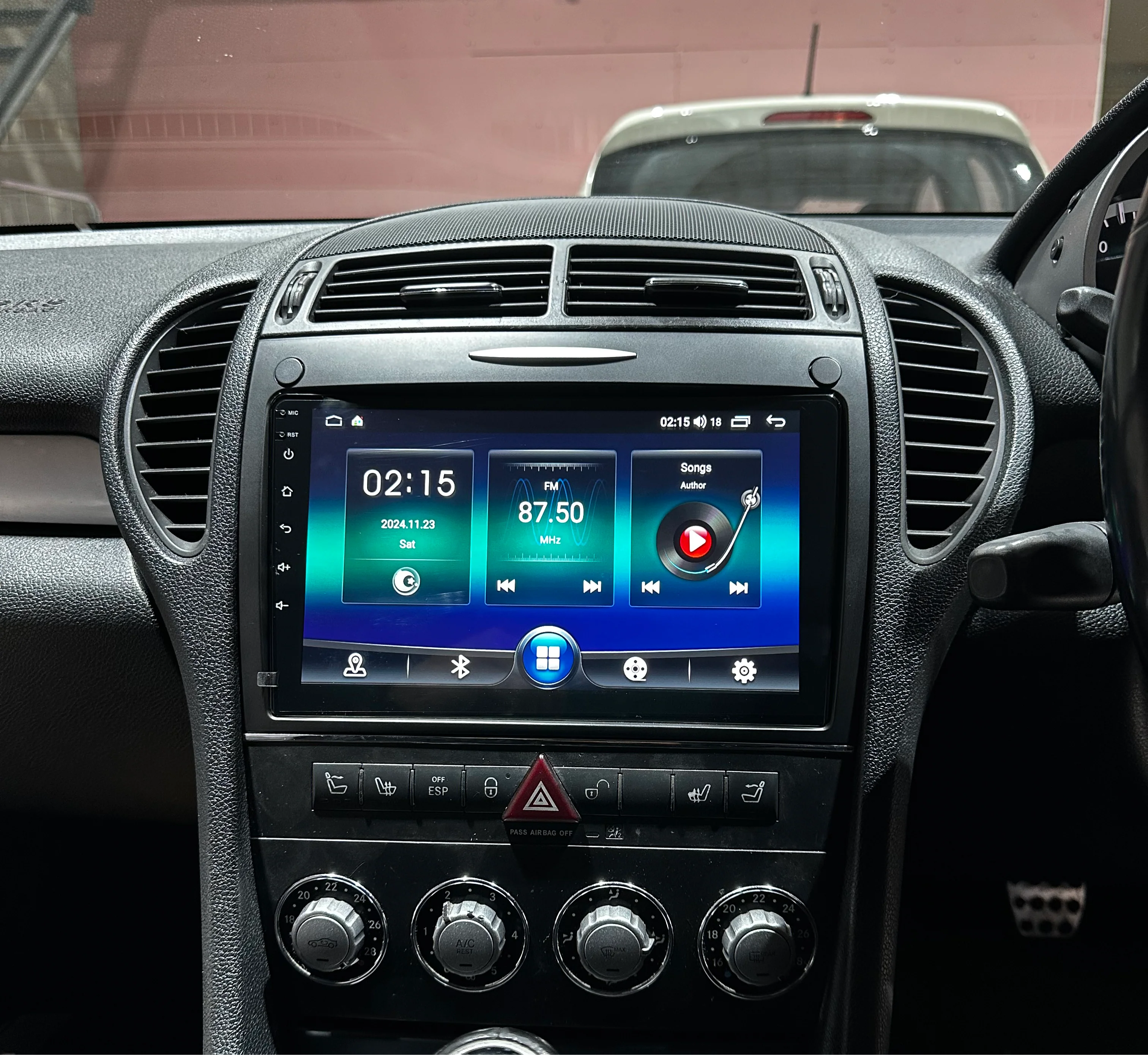 Mercedes-Benz SLK Apple Carplay / Android Auto 9" Stereo Upgrade (2004-2011) - Image 5