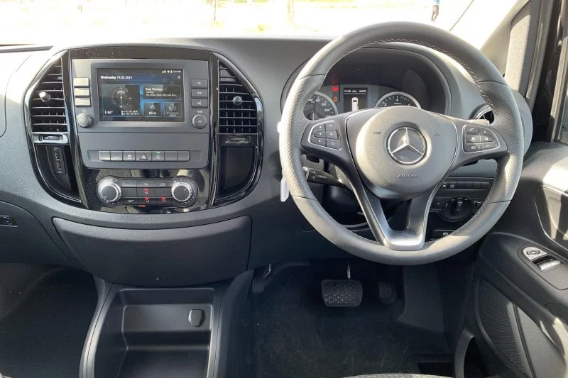 Mercedes-Benz Vito Apple Carplay / Android Auto 9" Stereo Upgrade (2014-23) - Image 8