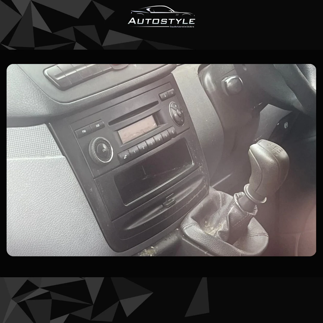Mercedes-Benz Vito Apple Carplay / Android Auto 10" Stereo Upgrade (2003-2010) - Image 4