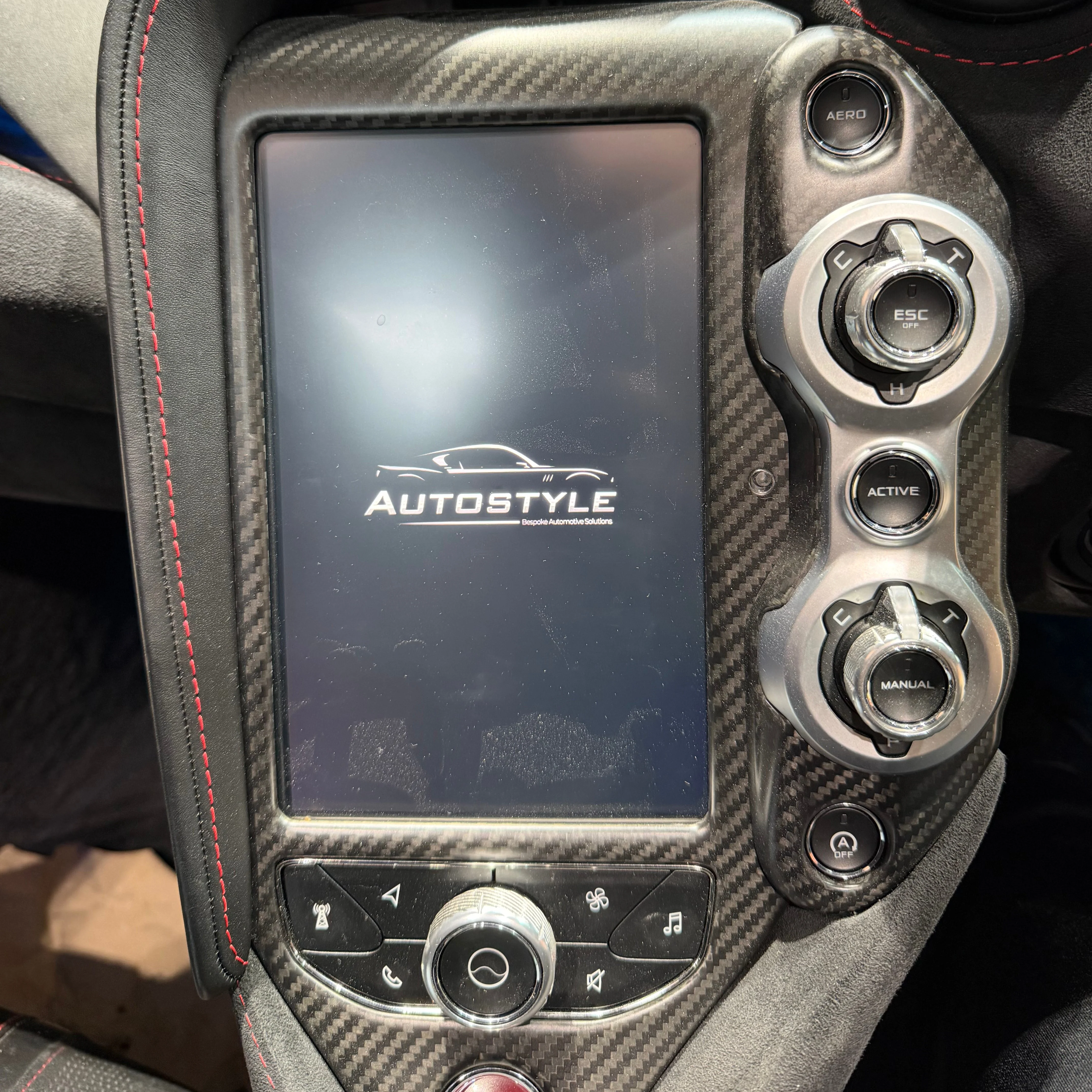 Wireless Apple CarPlay/Android Auto for McLaren 720 - Image 3
